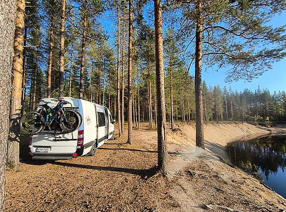 Vuokrataan Retkeilyauto/matkailuauto  Vanlife