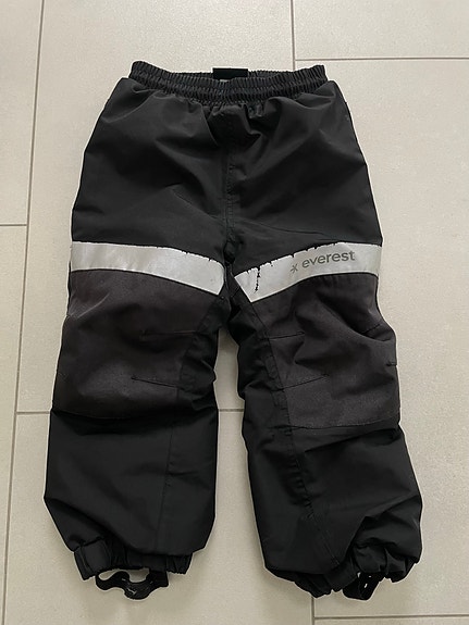 Everest mustat toppahousut, koko 98/104