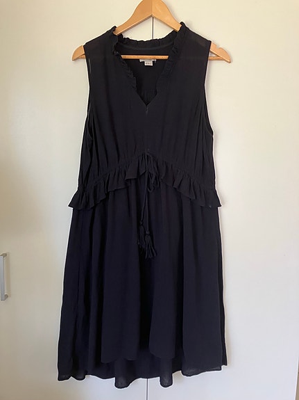 H&M mekko 46 juhlaan uudenveroinen