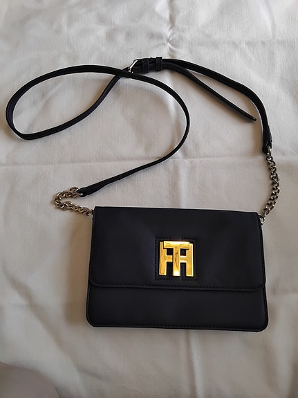 Crossbody - laukku