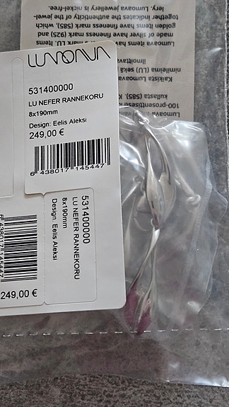 Lumoava Nefer rannekoru