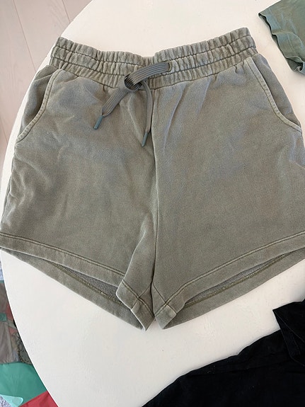 Product image 1 of 8