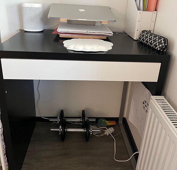 Ikea Micke työpöytä