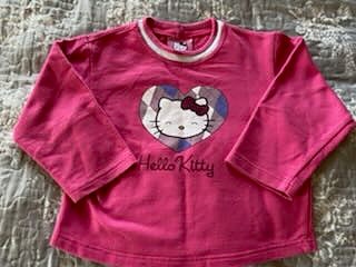HELLO KITTY  Pusero lapselle, koko 92 cm