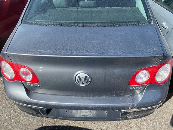 Takaluukku vw passat