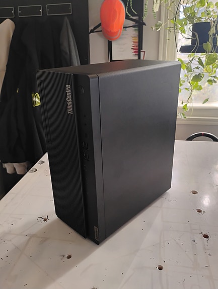 Lenovo Thinkcentre M70T