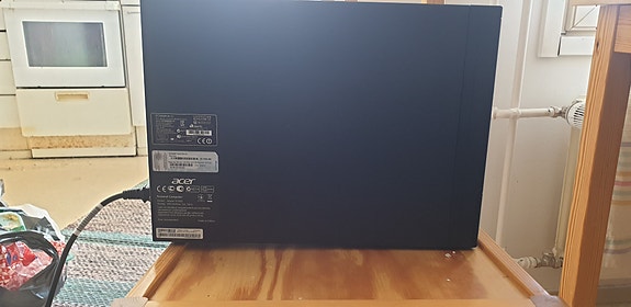 Acer Aspire x1930 pöytäkone.