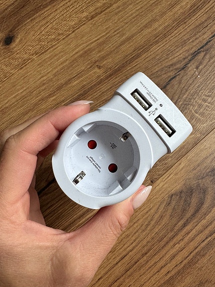 Adapteri