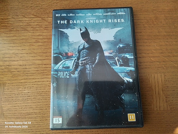 THE DARK KNIGHT RISES