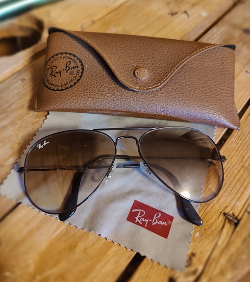 Ray-Ban aviator aurinkolasit