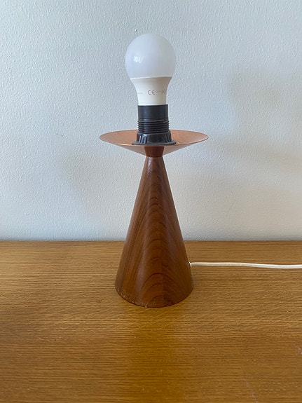 Maria Lindeman 'K11-40' table lamp for Idman | pöytävalaisin
