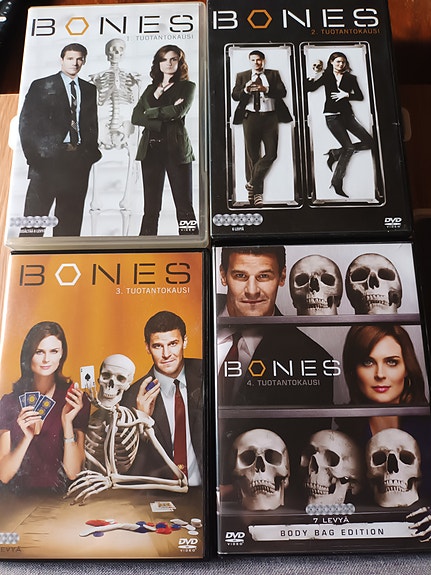 Bones kaudet 1–4