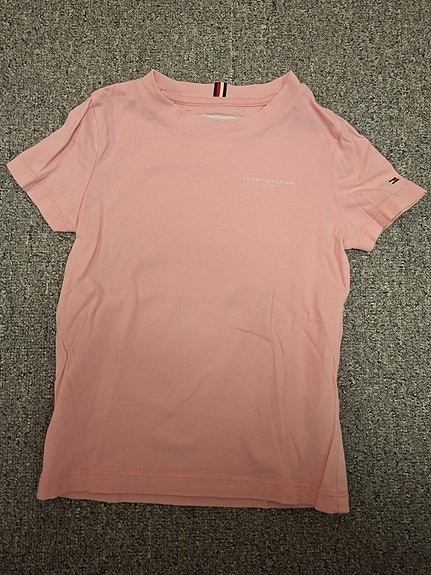 Tommy Hilfiger t-paita