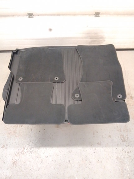 Product image 1 of 4