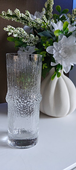 Iittala Niva -sarjan maljakko