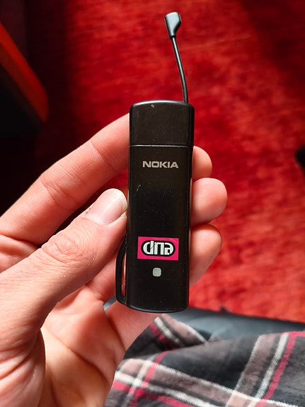 Nokia Internet Stick CS-17 -nettitikku (mokkula).