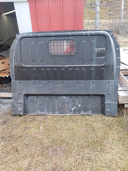 ford transit väliseinä
