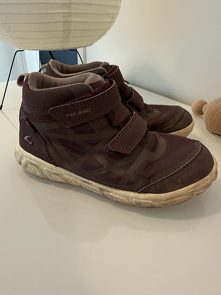 Viking goretex kengät 33