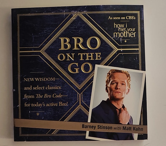 Bro on the Go -kirja (How I Met Your Mother)