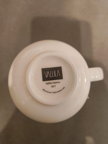 Vallila Ajaton- sarja käyttämätön astiasto