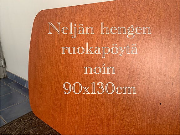 4 hengen ruokapöytä + kuljetus