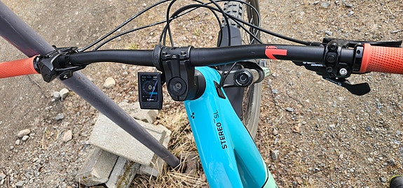 Cube stereo SL