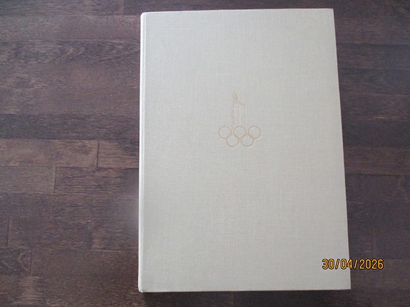 Myytävänä kirja Helsingin olympiakisat 1952