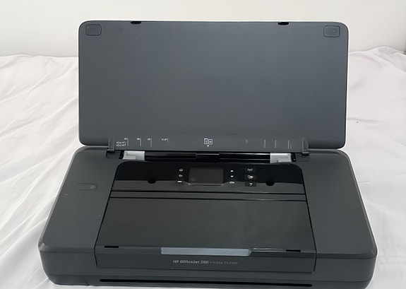 HP OfficeJet 200 -tulostin akulla (Ovh 268e)