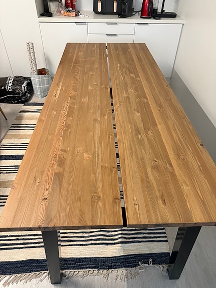 Ruokapöytä 220 x 90