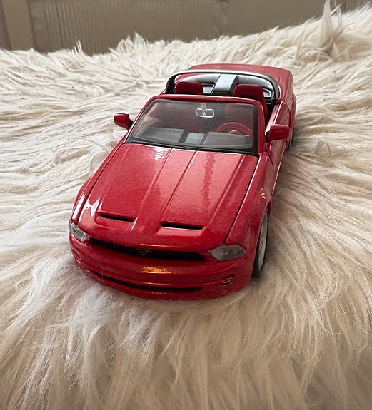 1/24 Mustang GT avoauto pienoismalli