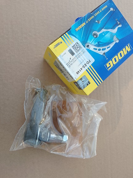 Ford Fiesta,Puma Raidetangon pää 2kpl
