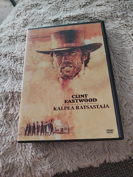 Clint Eastwood Kalpea ratsastaja DVD