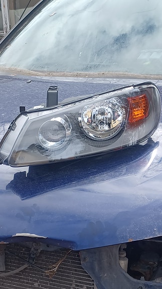 Nissan almera n16 ajovalo / etuvaloumpio