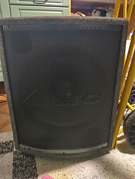 Alto subwoofer