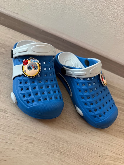 Lasten crocs-tyyliset sandaalit, koko 26
