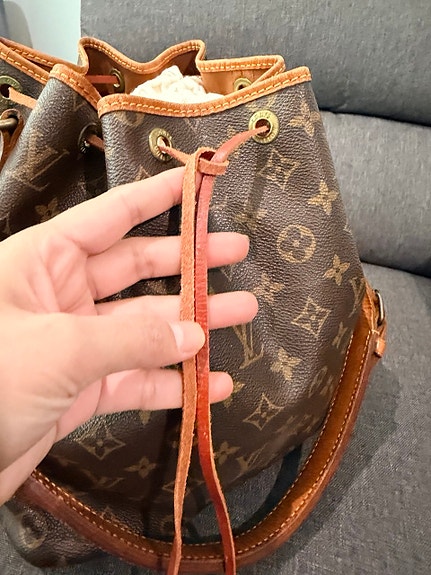 Louis Vuitton petite noe