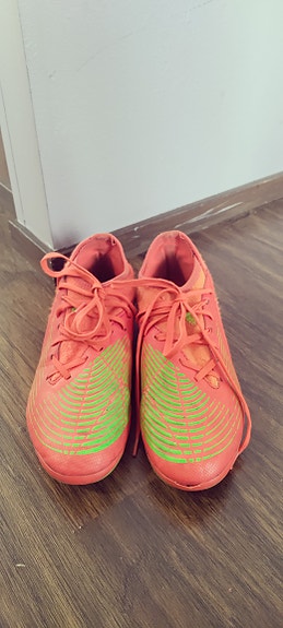 Adidas nappikset