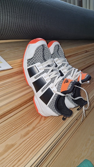 Adidas sisäpelikengät 36
