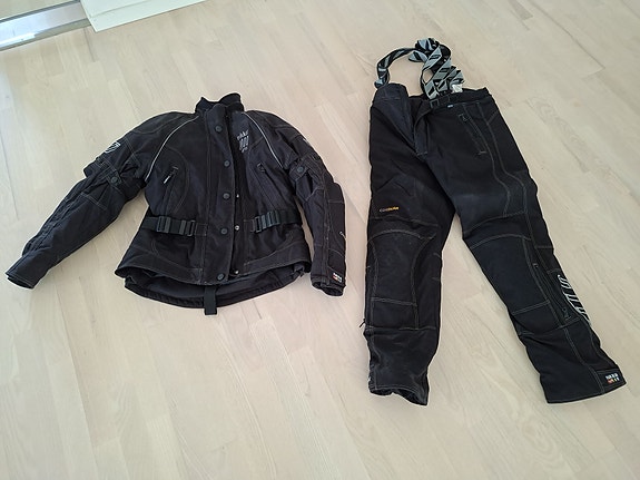 Rukka Cordura Gore-Tex ajotakki ja -housut musta