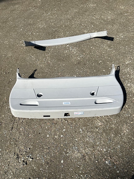 Bmw f31 takakontin sisusta
