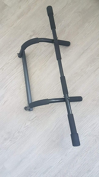 Iron Gym Pro X-Fit leuanvetotanko oviin