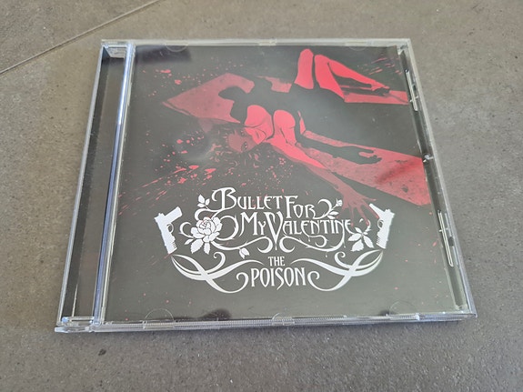 Bullet For My Valentine: The Poison CD-albumi