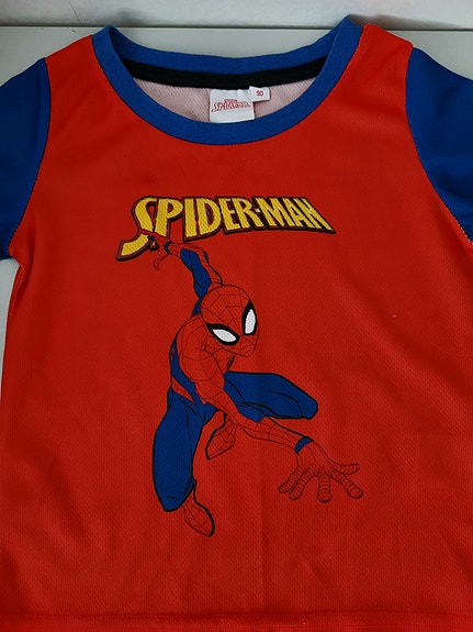 Spiderman paita. Koko 90cm. Siisti ja hyväkuntoinen