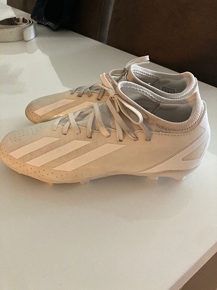 Lasten jalkapallokengät, Adidas TooFast