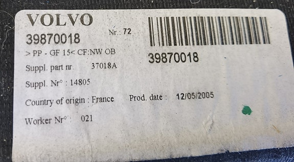 Volvo V50 tavaratilan pohjalevy