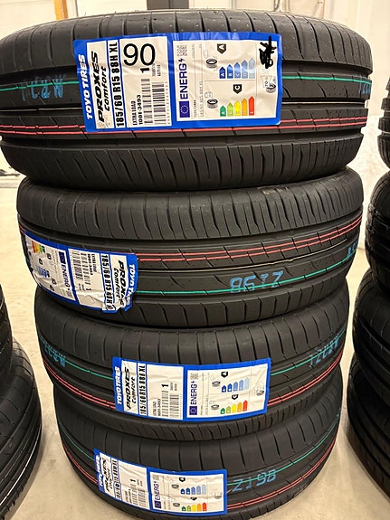 185/60R15 Toyo Proxes Comfort 88H uudet