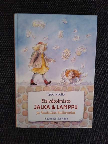 Eppu Nuotio: Etsivätoimisto Jalka & Lamppu -kirja