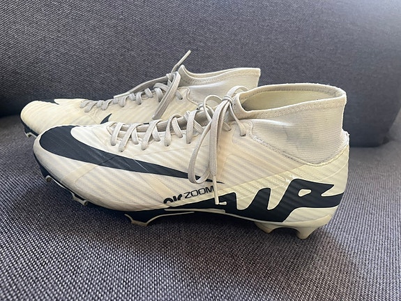 Nike Air Zoom Mercurial jalkapallokengät koko 42