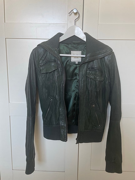 Bershka nahkatakki S vihreä