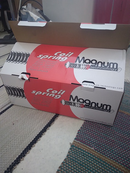 Volvo S40 etujousi Magnum Coil Spring SV048MT